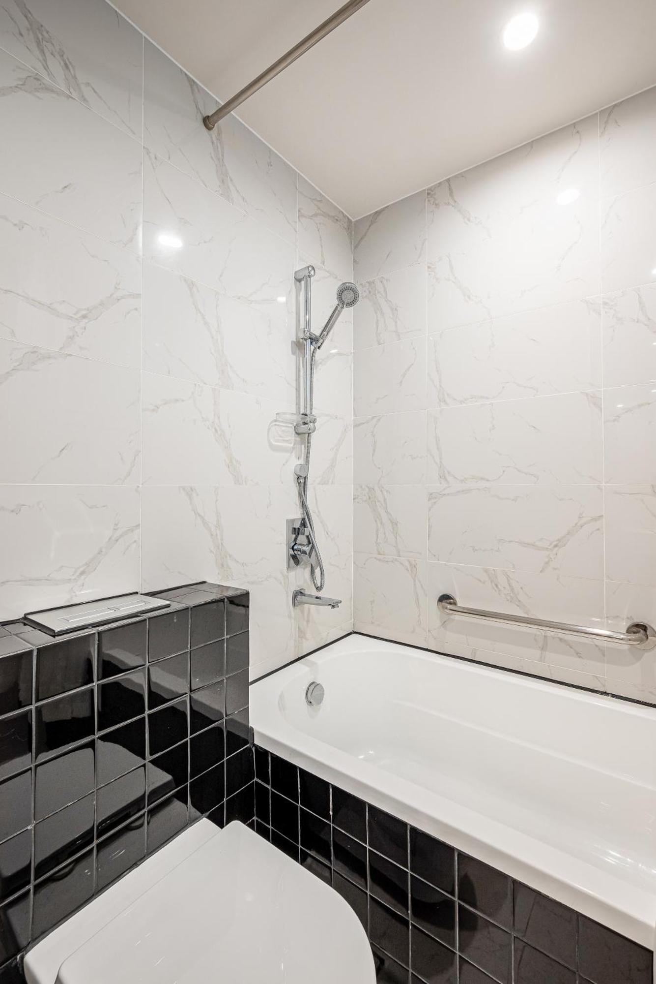 Zenity Luxury Apartment In District 1 Since 2024 Hô Chi Minh-Ville Extérieur photo